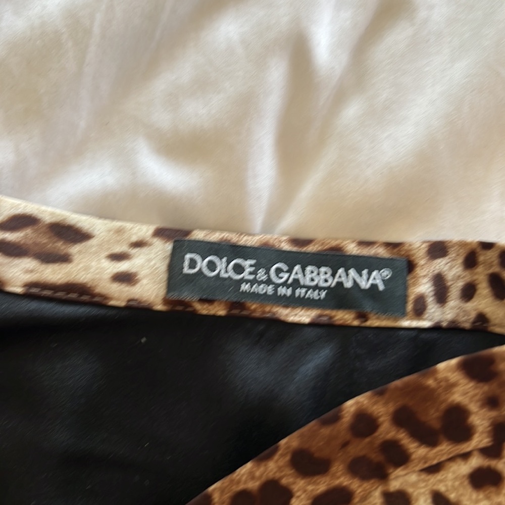 Silk leopard pencil skirt by Dolce & Gabbana - Picture 5 of 5
